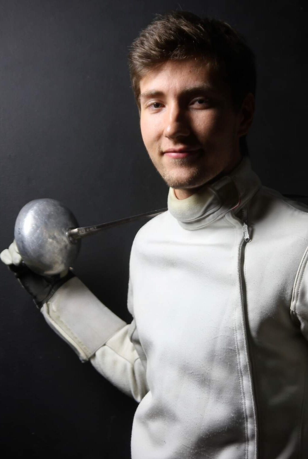 Read more about the article Helsingin miekkailijoiden Robert Kykkäsellä hienoa miekkailua U20 EM-kisoissa Novi Sadissa 2022